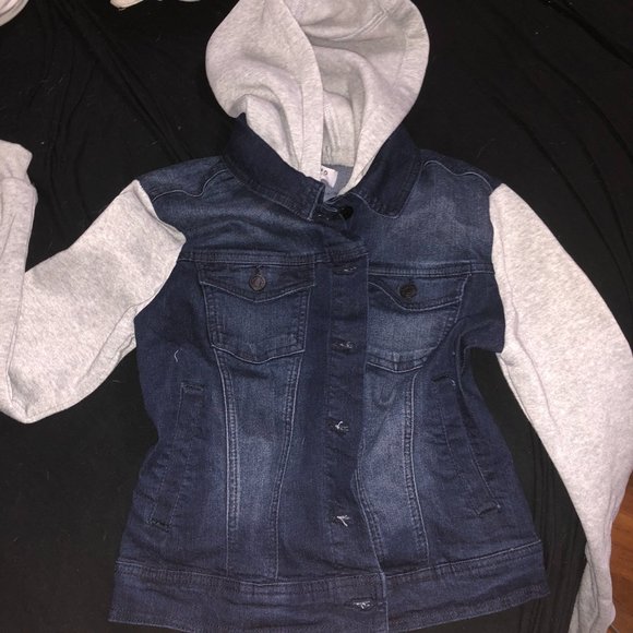Jackets & Blazers - Cute jean jacket with hoodie size S